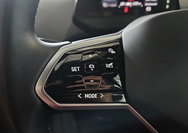 Volkswagen ID.4 cena 159900 przebieg: 11622, rok produkcji 2022 z Łapy małe 466